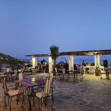 Hotel Panorama Piqeras Екстер'єр фото